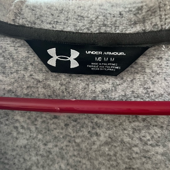Under Armour Zip Up - Picture 6 of 6
